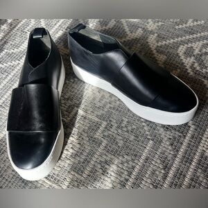 VINCE Wallace Black Leather 1.5” Platform Skate Sneakers, Size 7.5